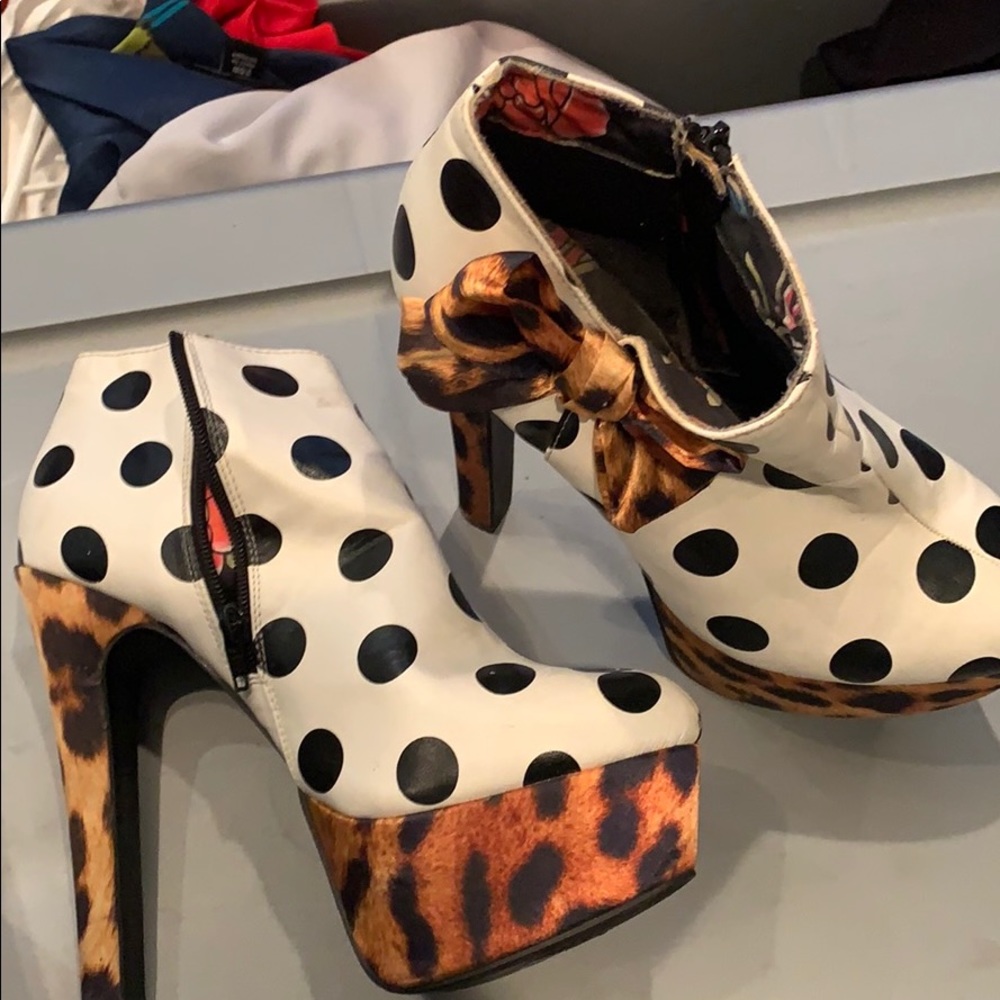 Plant form shoes